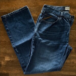 Ariat Men's Legacy Relaxed Bootcut Blue Jeans